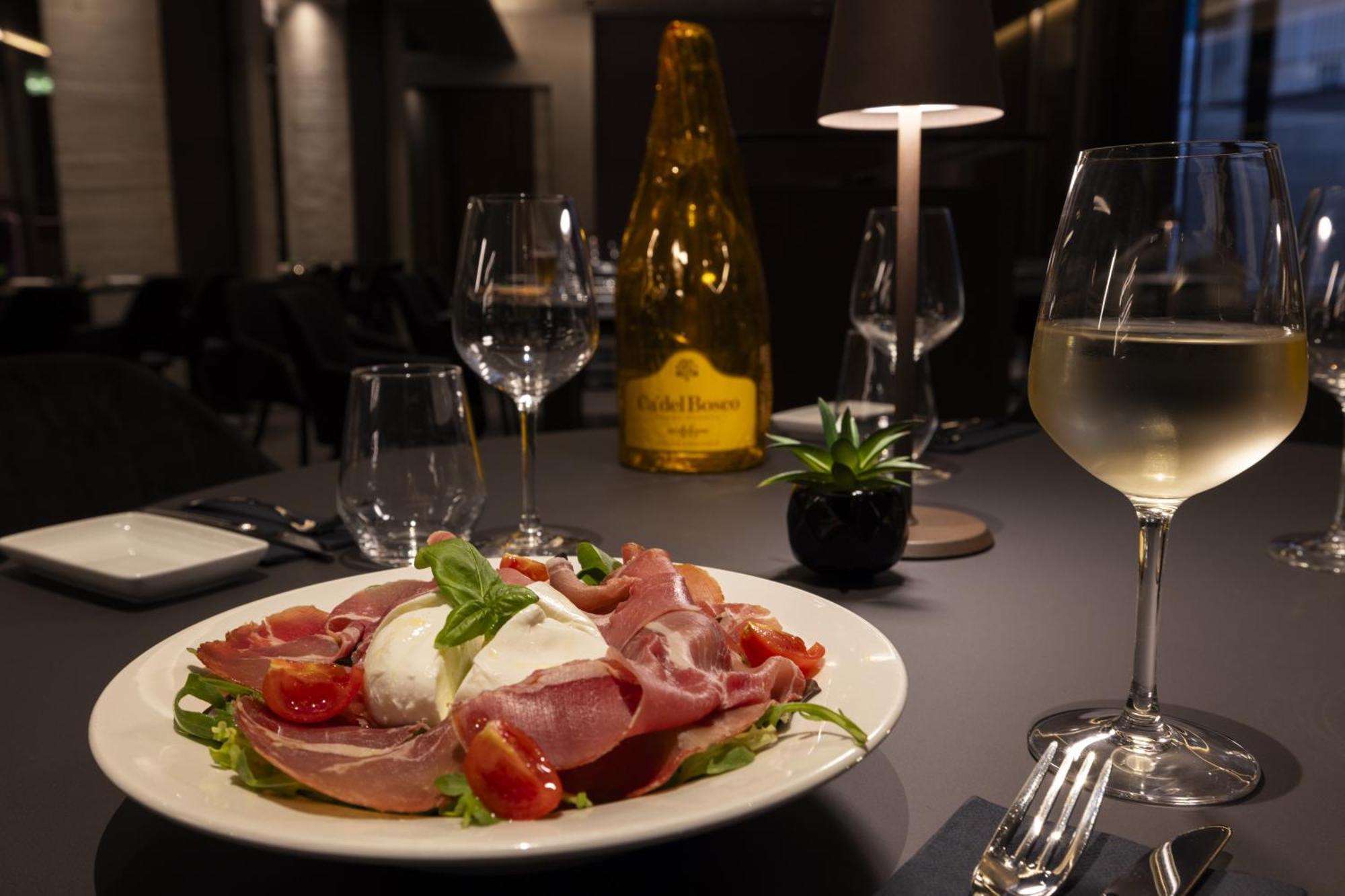 Joy 124 Hotel Milano エクステリア 写真